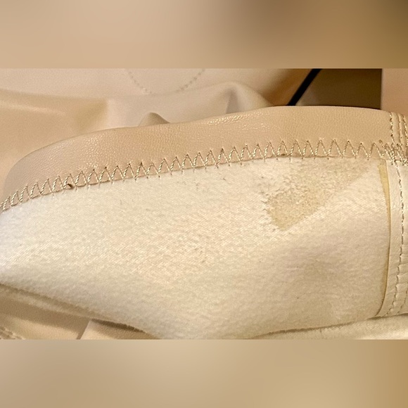 EUC Public Desire “Caryn” Ultimate 70’s “Go-Go Boot” in a Creamy Off-White Sz 6 - Picture 11 of 13